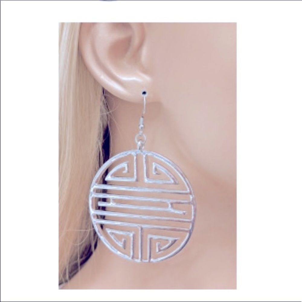 Medallion fashion bangle Drop Earrings